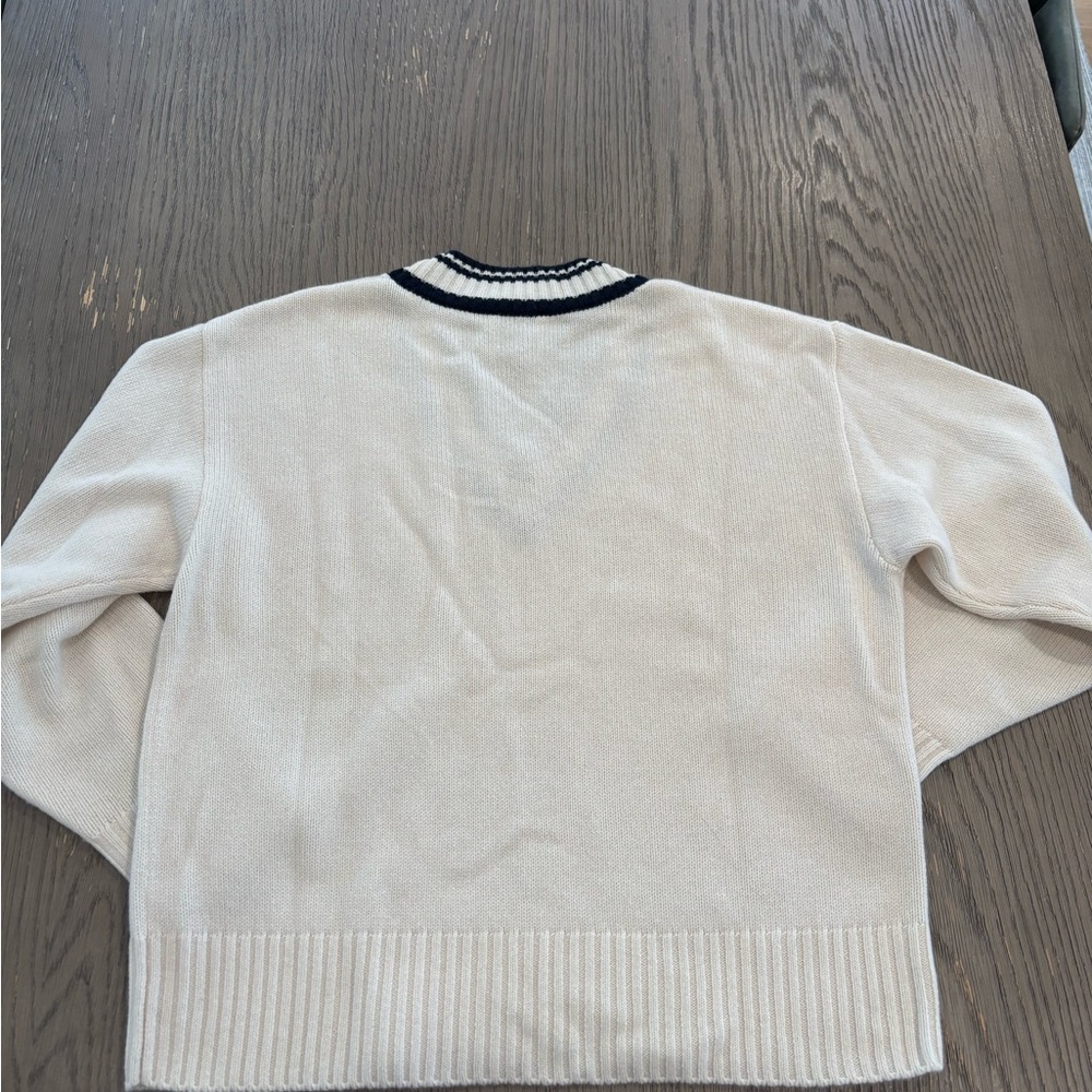 Reformation Jadey Cashmere Oversized V-neck Sweater - Picture 3 of 8